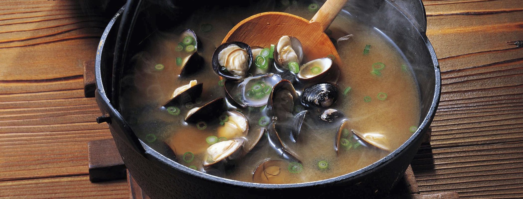 Entrantes para el menú de Navidad: Almejas a la marinera